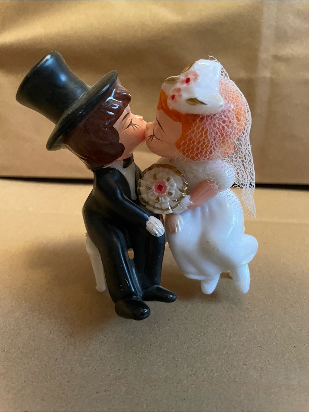 1979 Wilton vintage bride groom wedding cake topper
